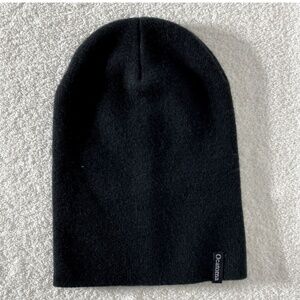 5/$25 Ocatoma Black Knit Beanie Toque